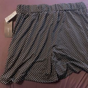 ROBERTLUISE: BLACK AND WHITE BUTTON SHORTS 𖤐